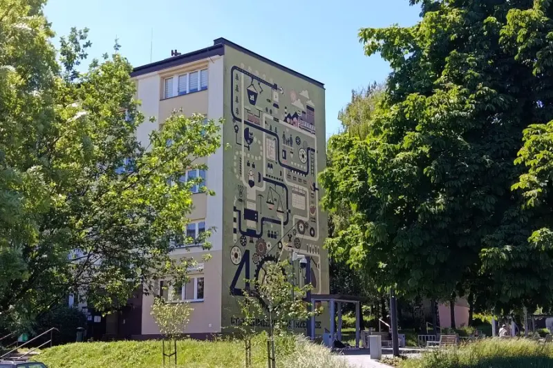 Nie parki, lecz drzewa przy domach – to one decydują o komforcie podczas upałów Nie parki, lecz drzewa przy domach – to one decydują o komforcie podczas upałów